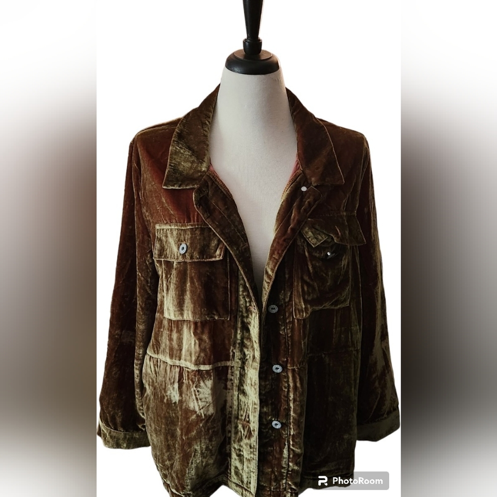 Velvet Aratta Slient journey jacket